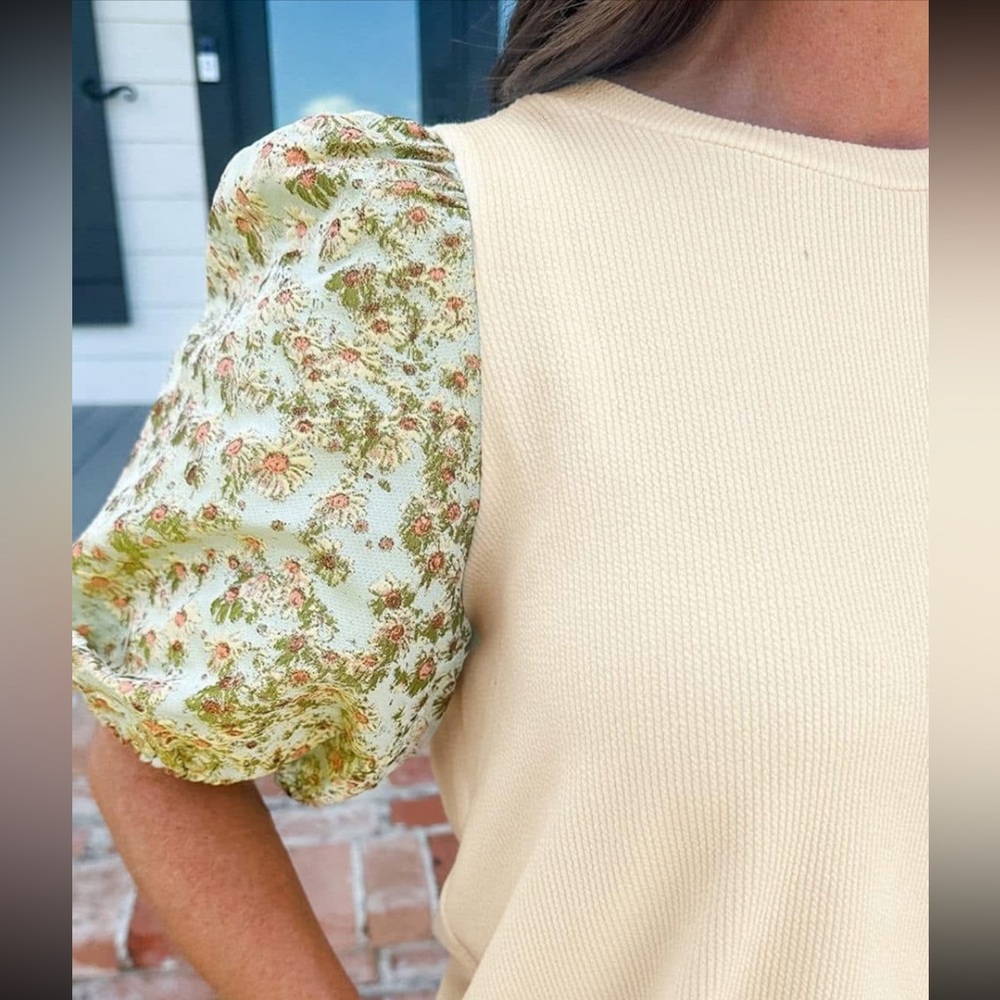 Entro Puff Sleeve Floral Cream Ribbed Short Sleeve Spring Summer Shirt Size Med - Picture 3 of 3